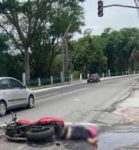 video-flagra-moto-amarrada-em-corda-sendo-puxada-por-carro-em-volta-redonda