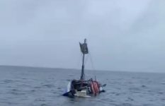 pescadores-sao-resgatados-durante-naufragio-de-embarcacao-em-angra-dos-reis