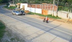 video:-acidente-entre-dois-carros-e-uma-moto-deixa-cinco-feridos-em-levy-gasparian