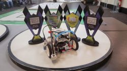 estudantes-de-pirai-podem-participar-de-equipe-de-robotica-que-disputa-campeonatos-pelo-pais