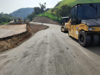 manutencao-interrompe-transito-no-desvio-emergencial-da-br-393-nesta-segunda-feira-em-barra-do-pirai