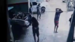 video:-homem-e-morto-a-tiros-dentro-de-oficina-em-barra-mansa