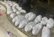 motorista-de-aplicativo-e-preso-transportando-quase-9-kg-de-maconha-em-pirai