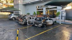 video:-empresa-provedora-de-internet-tem-carros-incendiados-em-angra-dos-reis